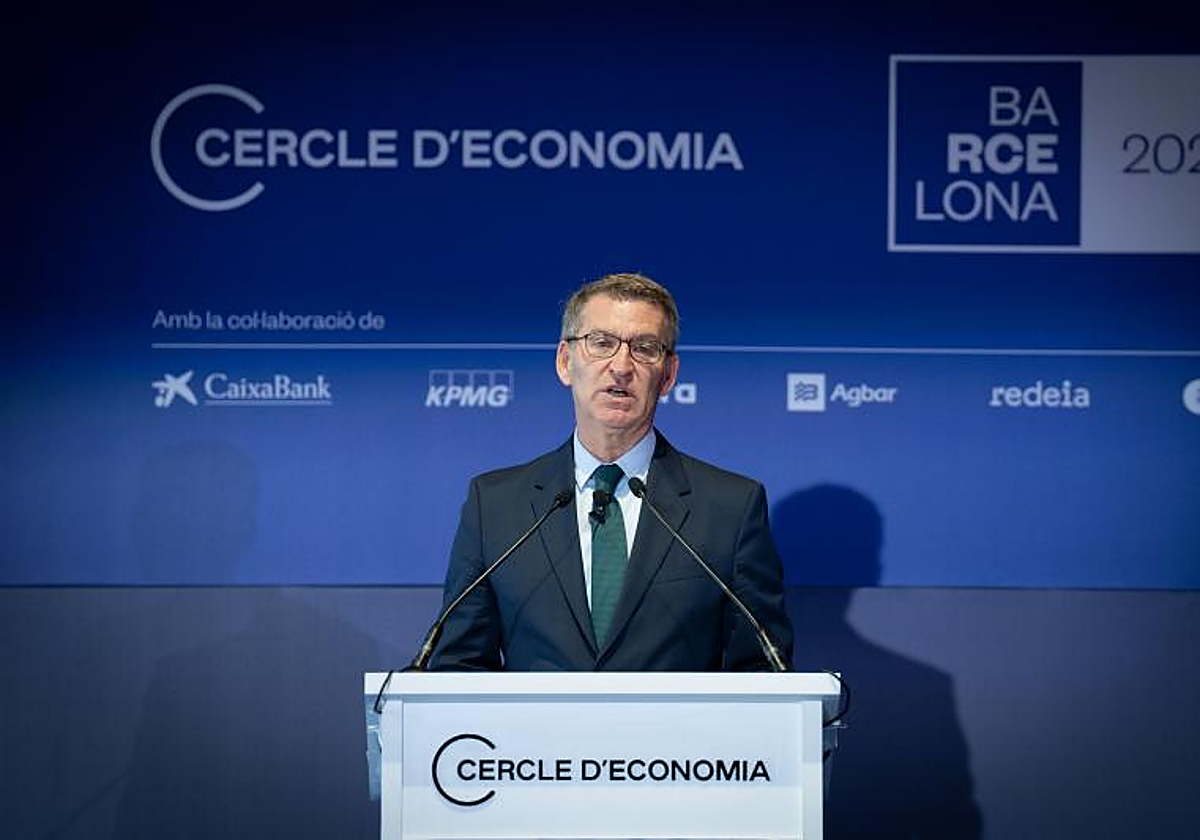 Alberto Núñez Feijóo, presidente del PP, hoy, durante su intervención en las jornadas anuales del Círculo de Economía