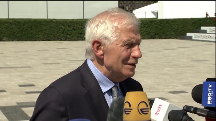 Borrell no ve "nada extraordinario" en que la campaña coincida con la presidencia de UE