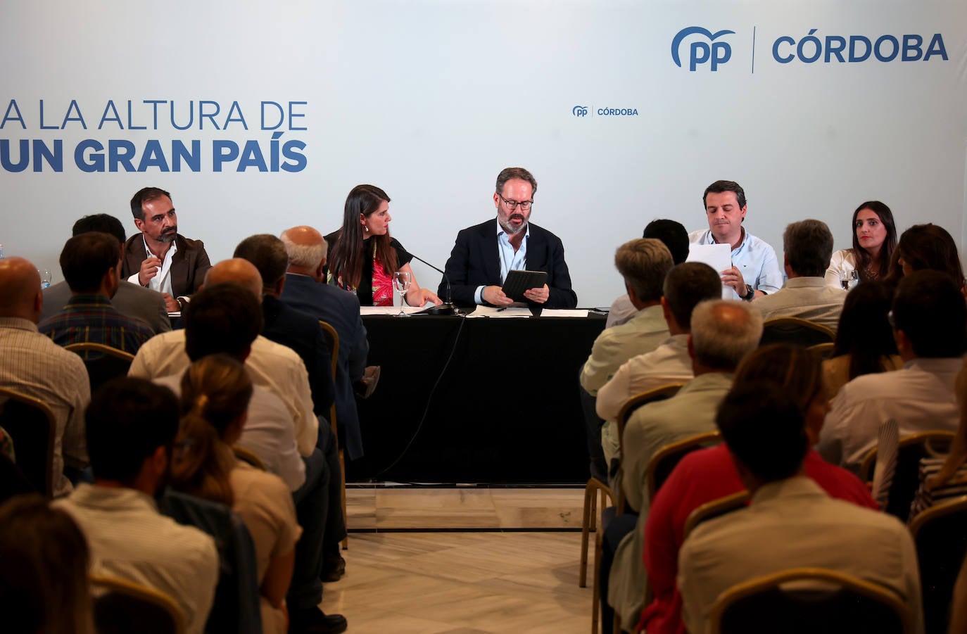 La primera junta directiva del PP de Córdoba tras el 28M, en imágenes