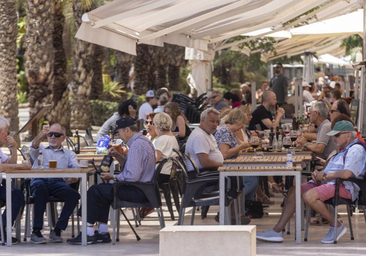 Imagen de archivo de una terraza de un restaurante