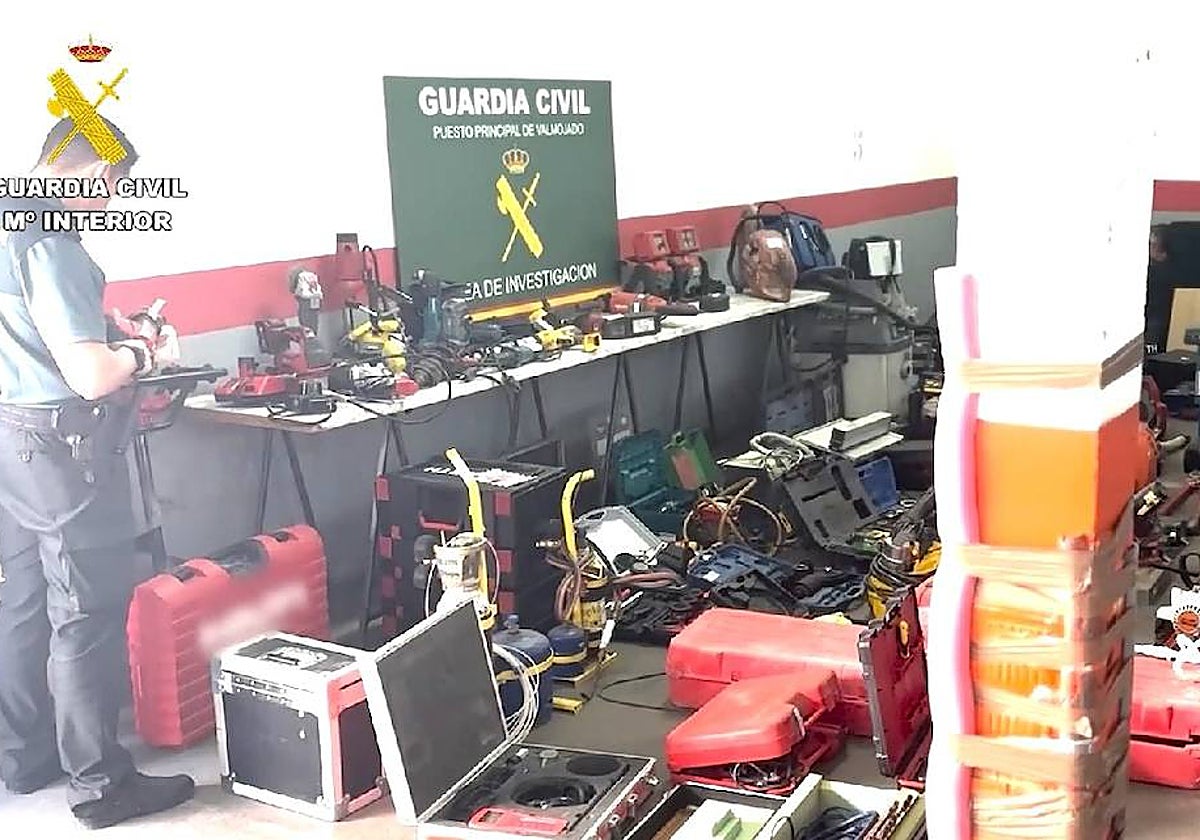 Material recuperado por la Guardia Civil