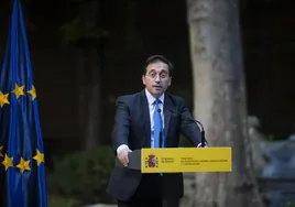 El adelanto electoral deja a medias el proyecto de Albares, el ministro de confianza de Sánchez
