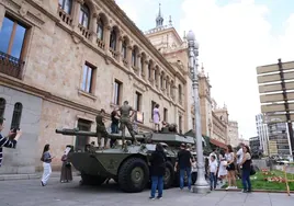 La celebración del Día de las Fuerzas Armadas en Valladolid, en imágenes