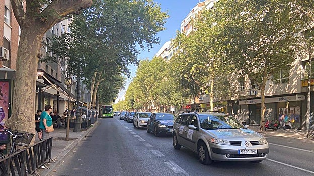Caravana de protesta de los funcionarios este martes en la capital cordobesa