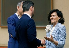 La exvicepresidenta Calvo encabezará la lista del PSOE por Granada