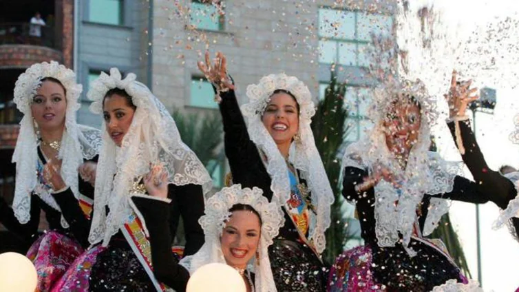 Fogueres Alicante 2023: el programa completo y novedades a partir del 10 de junio con el Desfile del Ninot