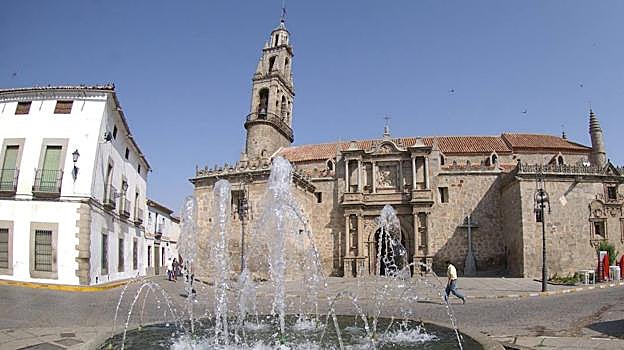 Plaza pirncipal de Hinojosa del Duque