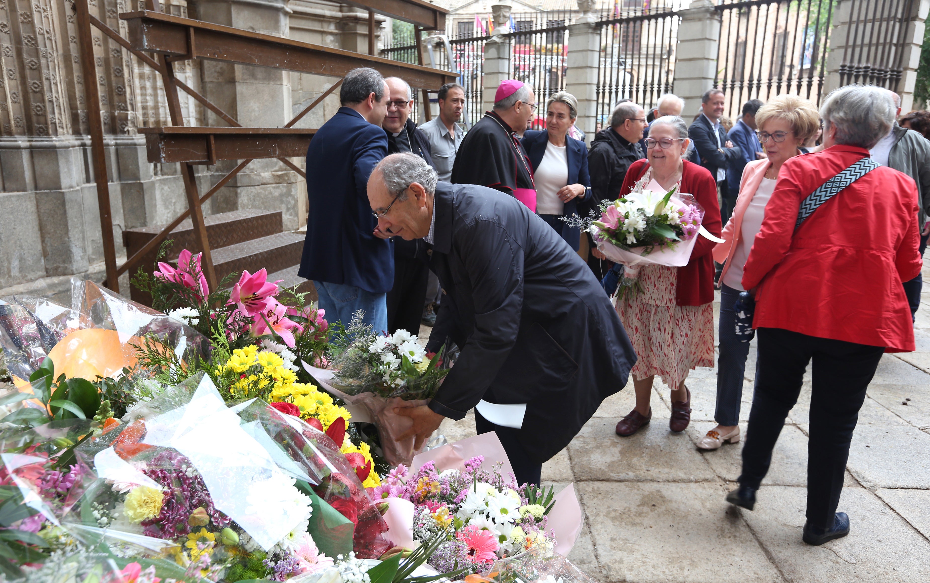Todas las imágenes de la Ofrenda Floral del lluvioso Corpus toledano