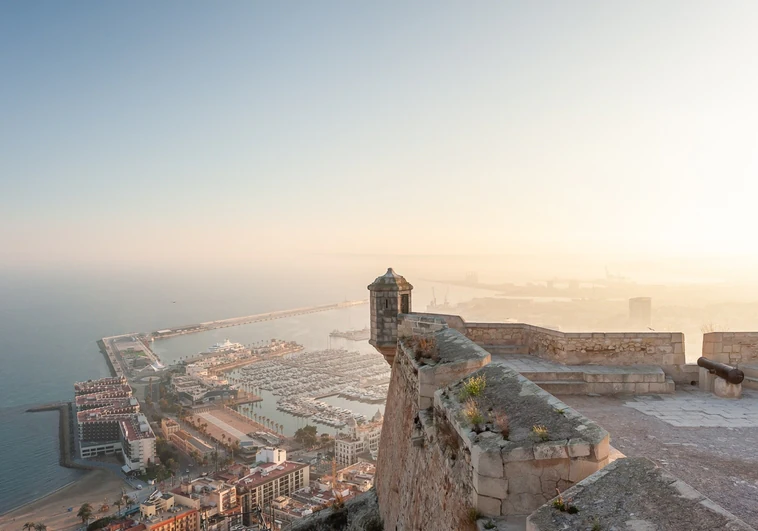 Fogueres Alicante 2023: los atractivos para visitar la ciudad durante las fiestas del fuego