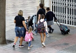 Las familias pueden ahora anular suspensos de sus hijos por la falta de información sobre las horas de clase en valenciano