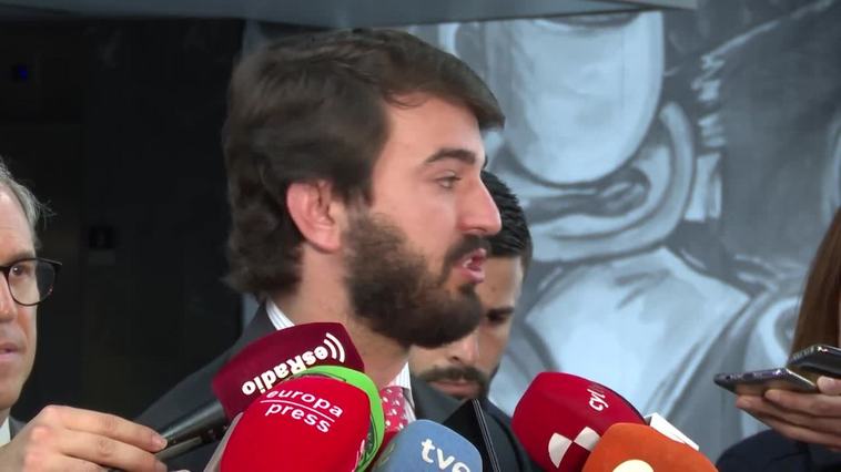 Gallardo insiste en flexibilizar el saneamiento ganadero para que el sector "no se vaya al garete"