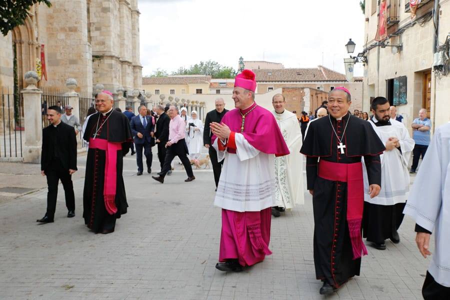 La ordenación y toma de posesión de Antonio Prieto como obispo de Alcalá de Henares, en imágenes