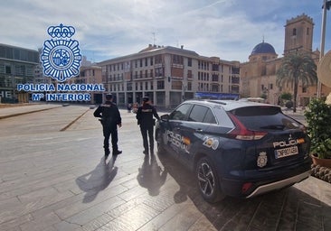 Roba el móvil a un amigo que conoció en una fiesta y se gasta 3.000 euros en casas de citas con Bizum