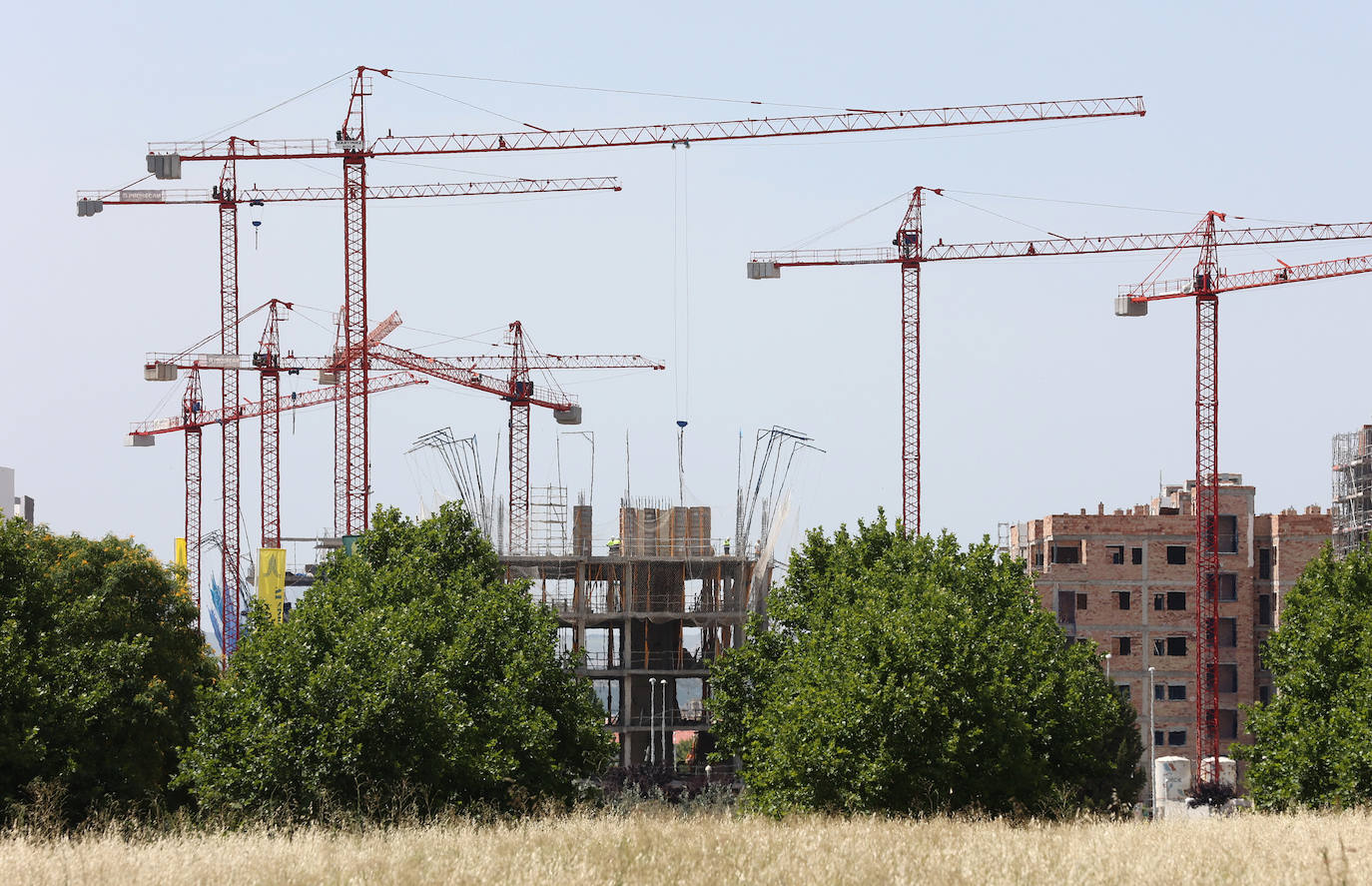 Fotos: El empuje de nuevas viviendas sigue, pese a la caída de la compraventa