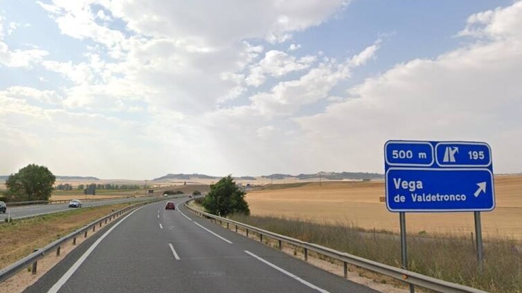 Un motorista de 40 años muere en un accidente en  Vega de Valdetronco (Valladolid)