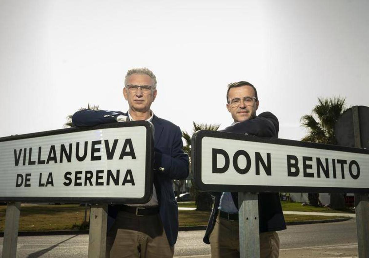 Los alcaldes José Luis Quintana, alcalde de Don Benito, y Miguel Ángel Gallardo, en una foto de 2022