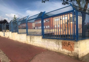 Apuñalan a un menor de 14 años al salir de un instituto en Velilla de San Antonio