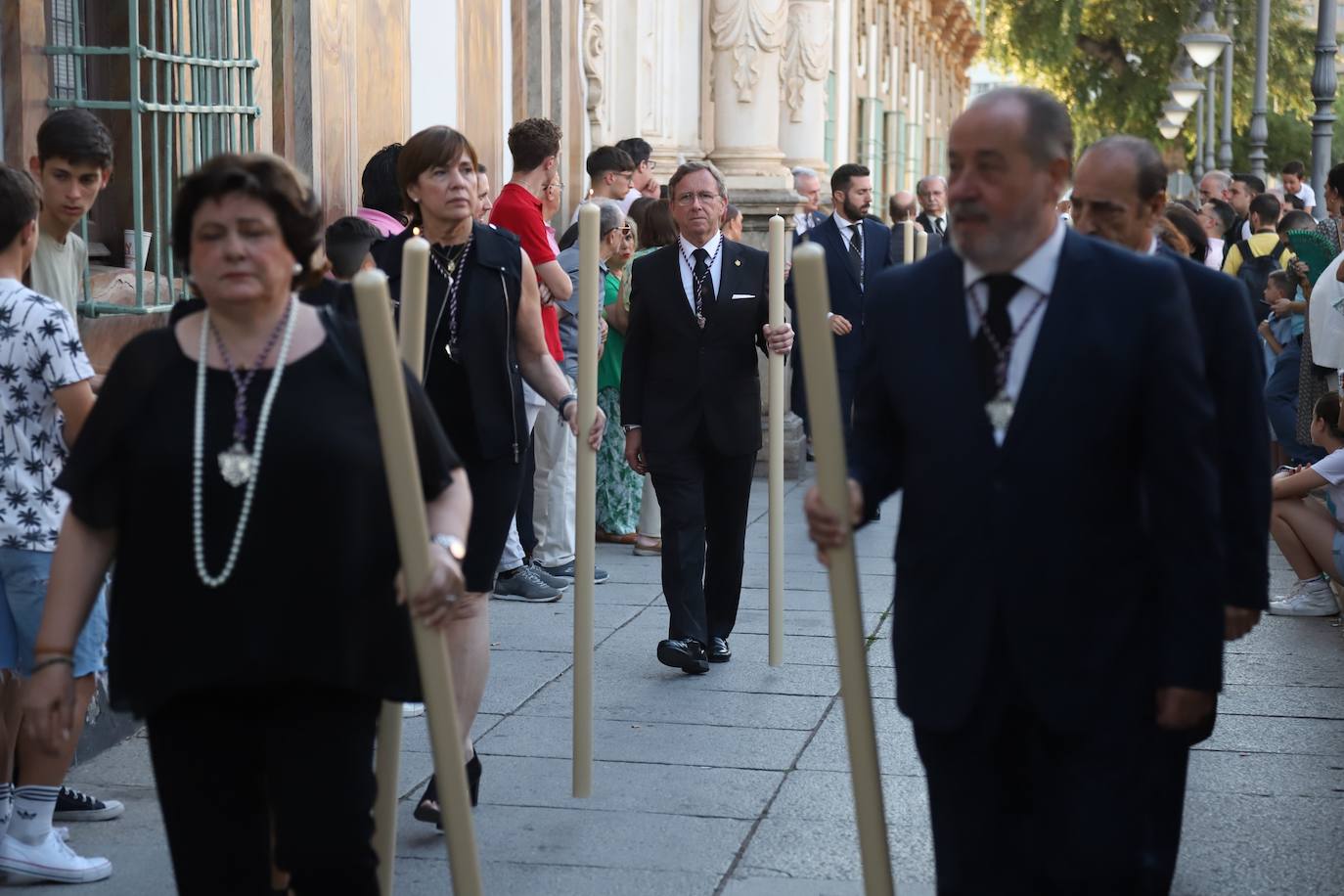 La procesión de la Virgen de la Quinta Angustia en Córdoba, en imágenes
