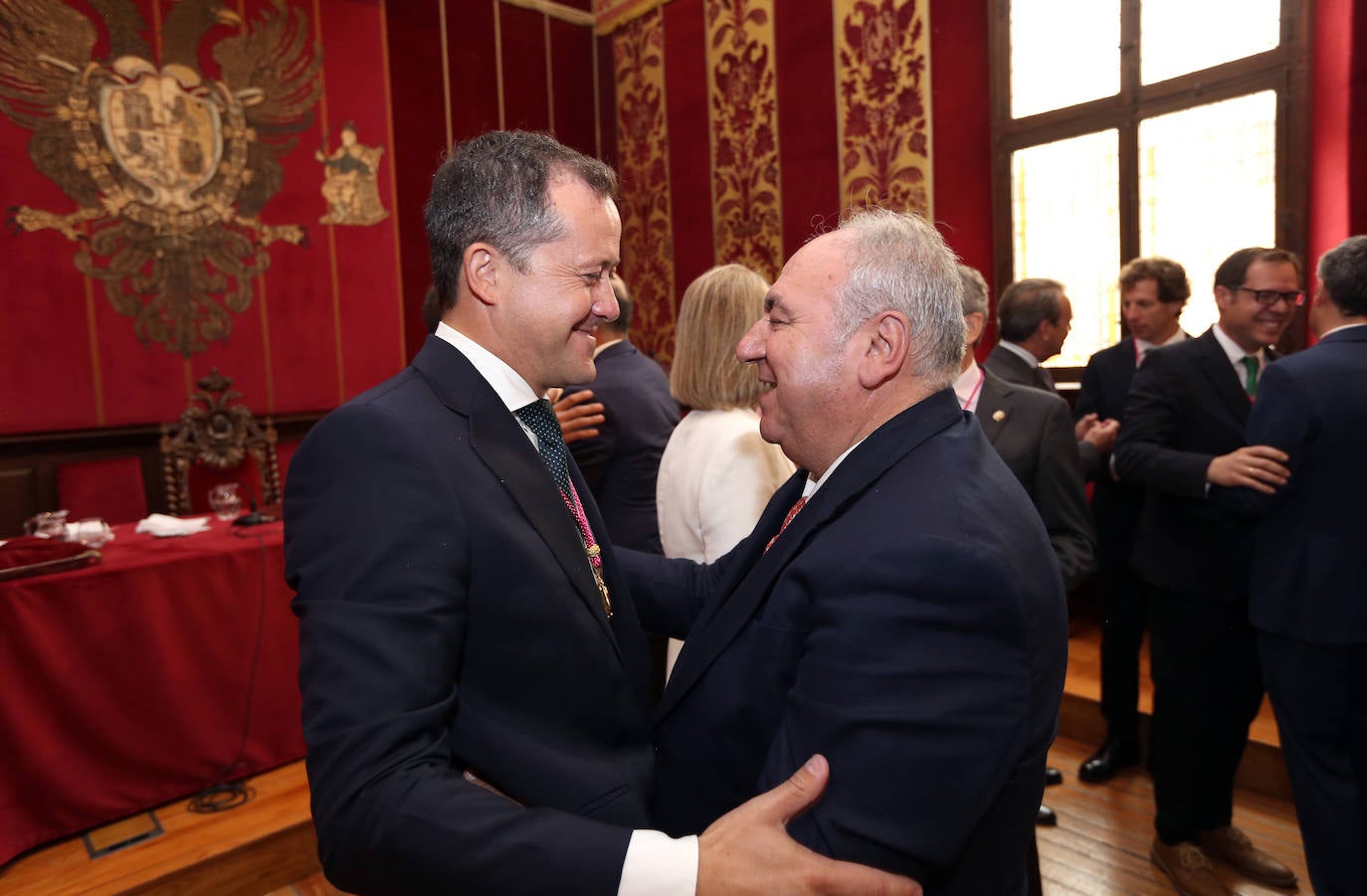 La toma de posesión de Carlos Velázquez como alcalde de Toledo, en imágenes