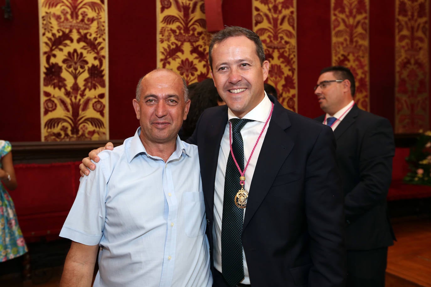 La toma de posesión de Carlos Velázquez como alcalde de Toledo, en imágenes