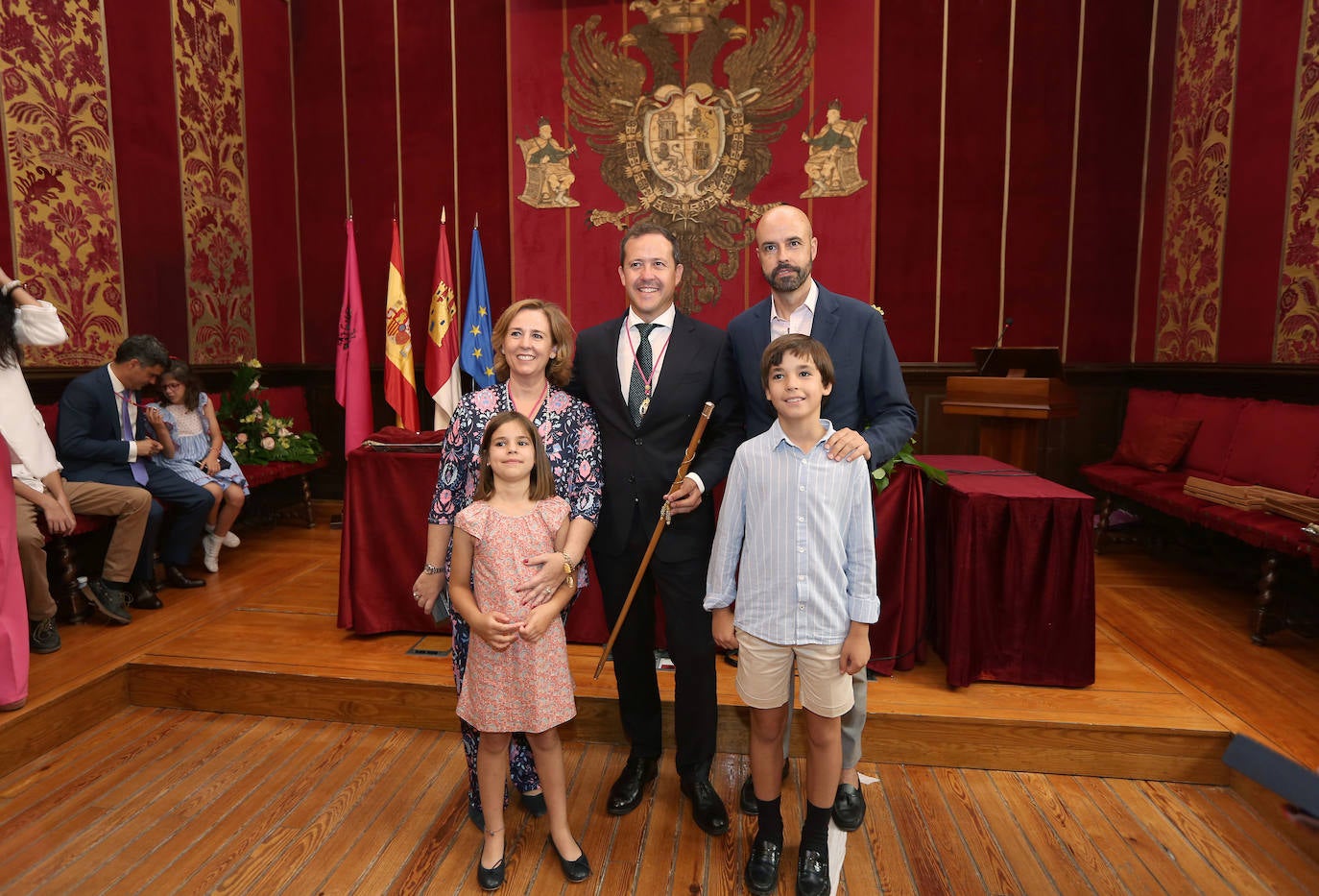 La toma de posesión de Carlos Velázquez como alcalde de Toledo, en imágenes