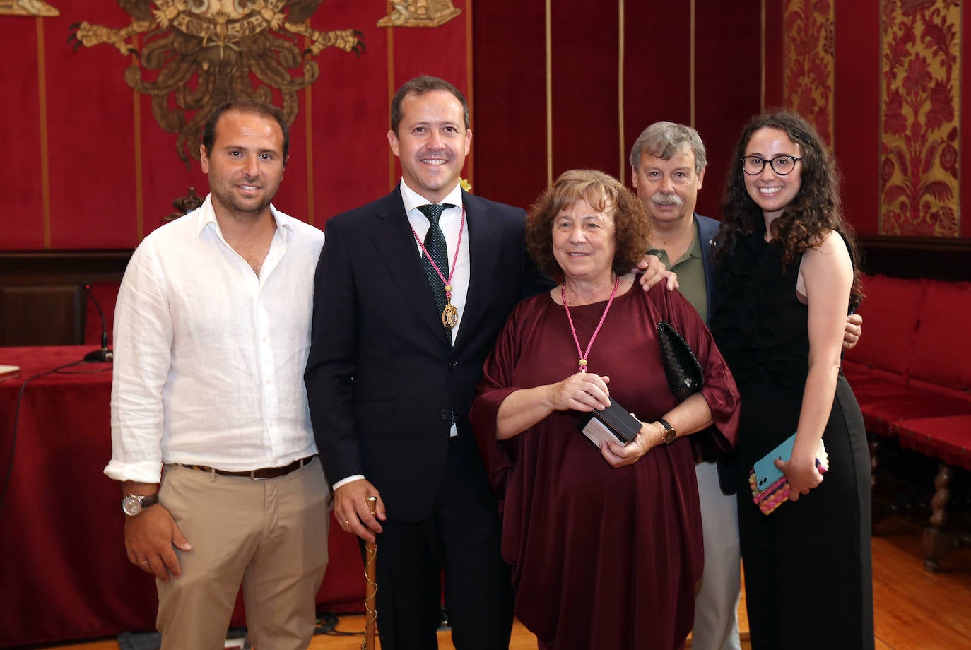 La toma de posesión de Carlos Velázquez como alcalde de Toledo, en imágenes