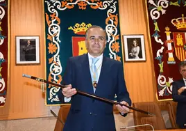 El popular José Julián Gregorio ya es alcalde de Talavera tras su pacto con Vox