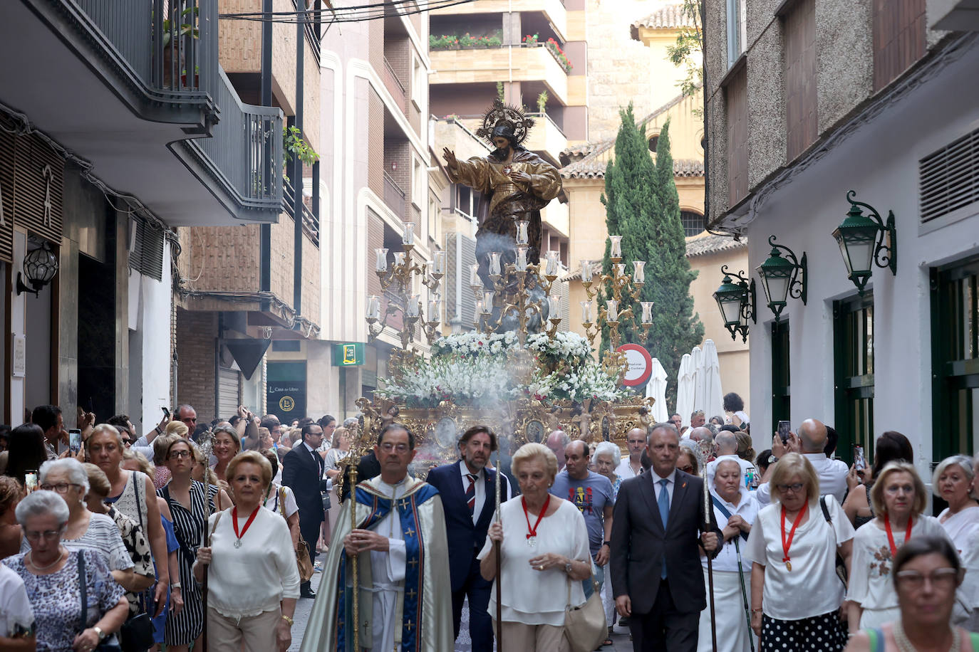 Las procesiones del Corpus del Císter y el Sagrado Corazón de Jesús en Córdoba, en imágenes