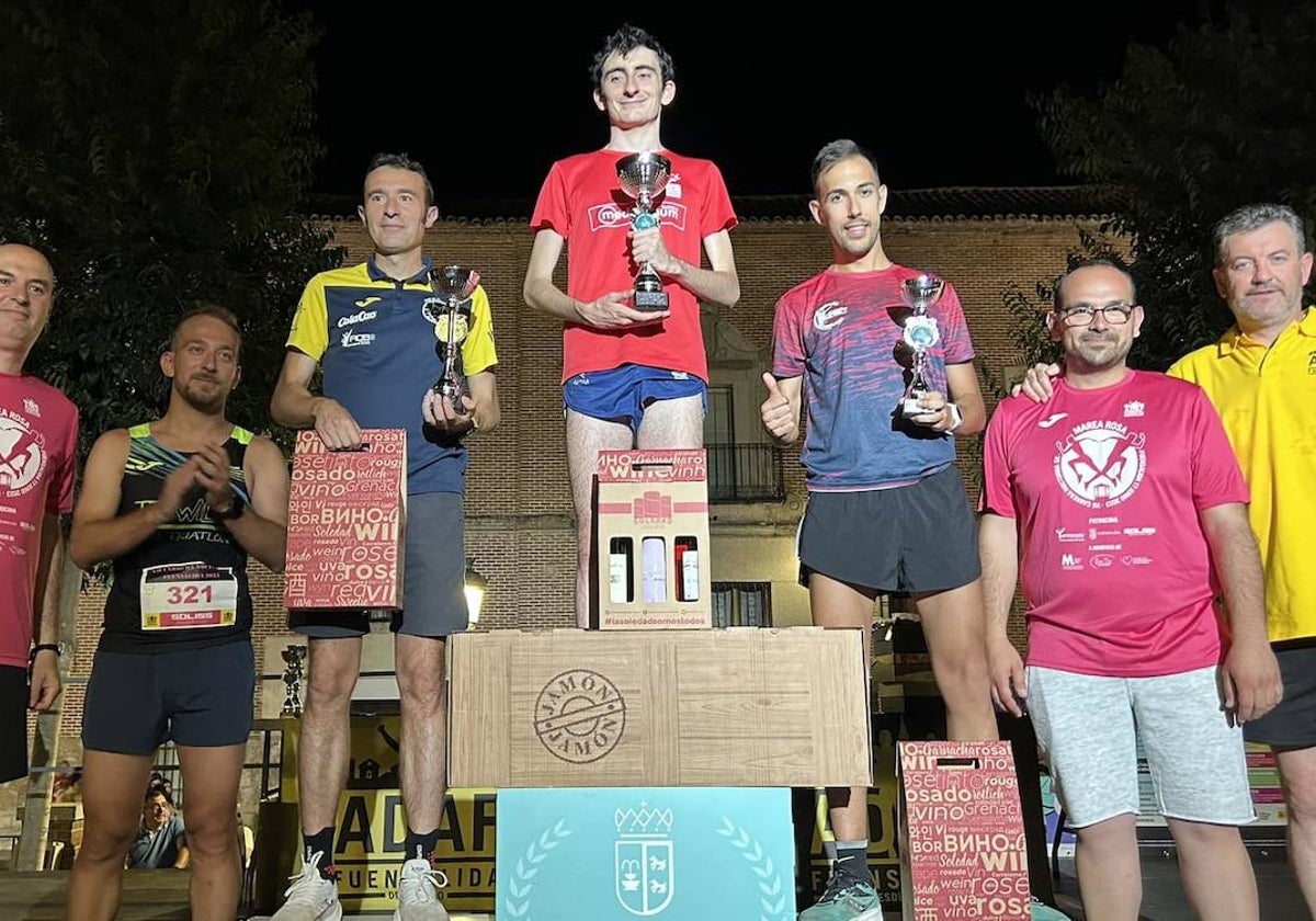 El podio en Fuensalida, con Jorge Cid primero, Ramón Gallego segundo y Asier Méndez tercero