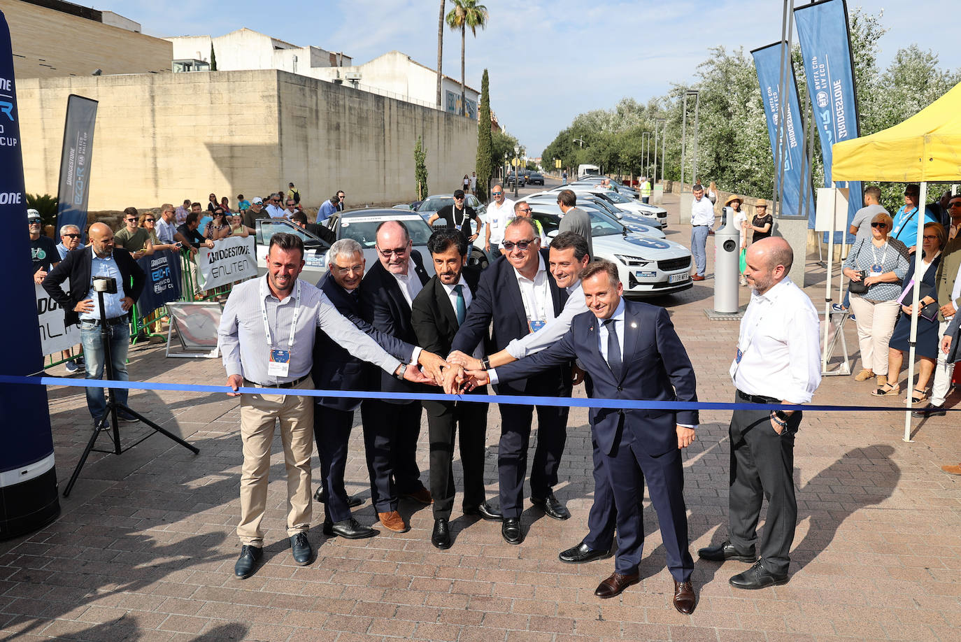 Fotos: La FIA celebra un EcoRally por las calles de Córdoba,