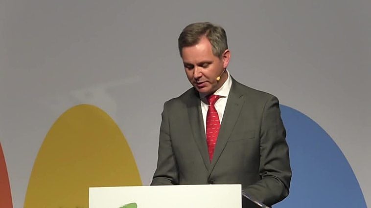 Miñones: "La farmacia debe tener un papel prioritario en la potenciación de los sistemas de salud"