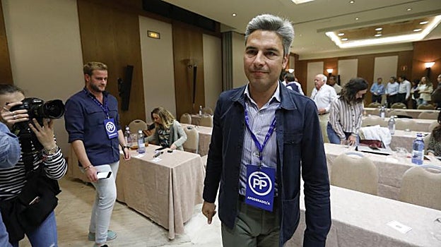 Andrés Lorite en una reunión del PP de Córdoba