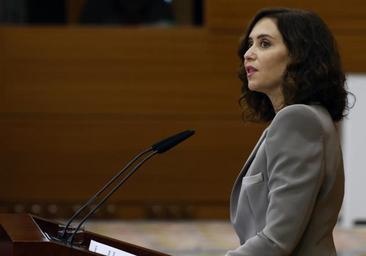 Ayuso anuncia la ampliación del descuento en el abono transporte de Madrid: todo lo que debes saber