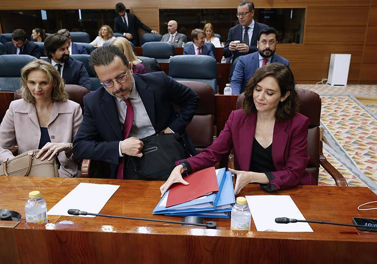 Isabel Díaz Ayuso, junto a su vicepresidente en funciones, Javier Fernández-Lasquetty