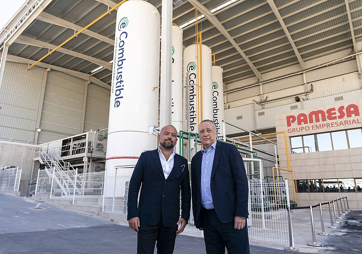 Imagen de los presidentes de Pamesa y Ecombustible, Fernando Roig y Jorge Arévalo