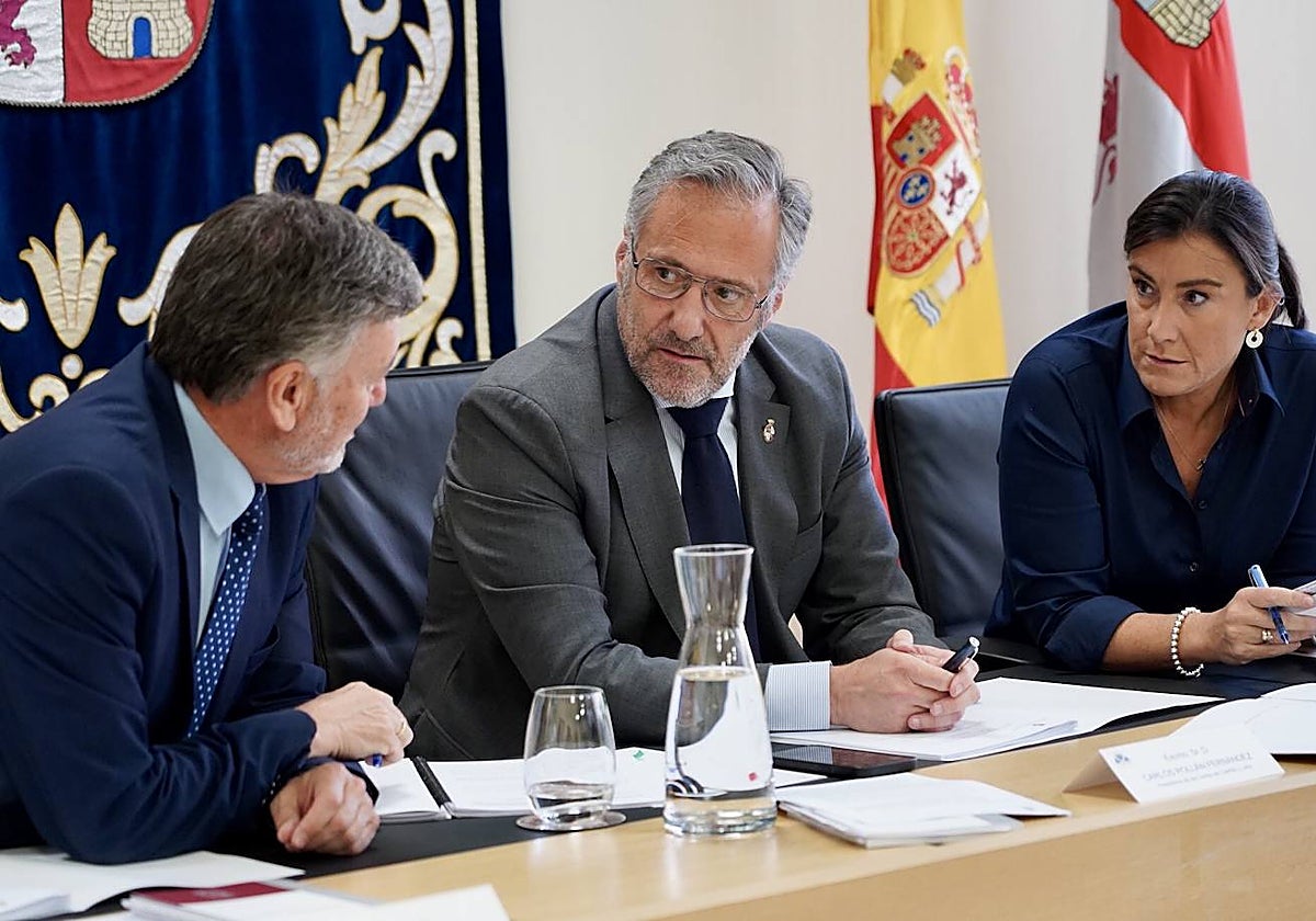 Reunión de la Junta de Portavoces de las Cortes