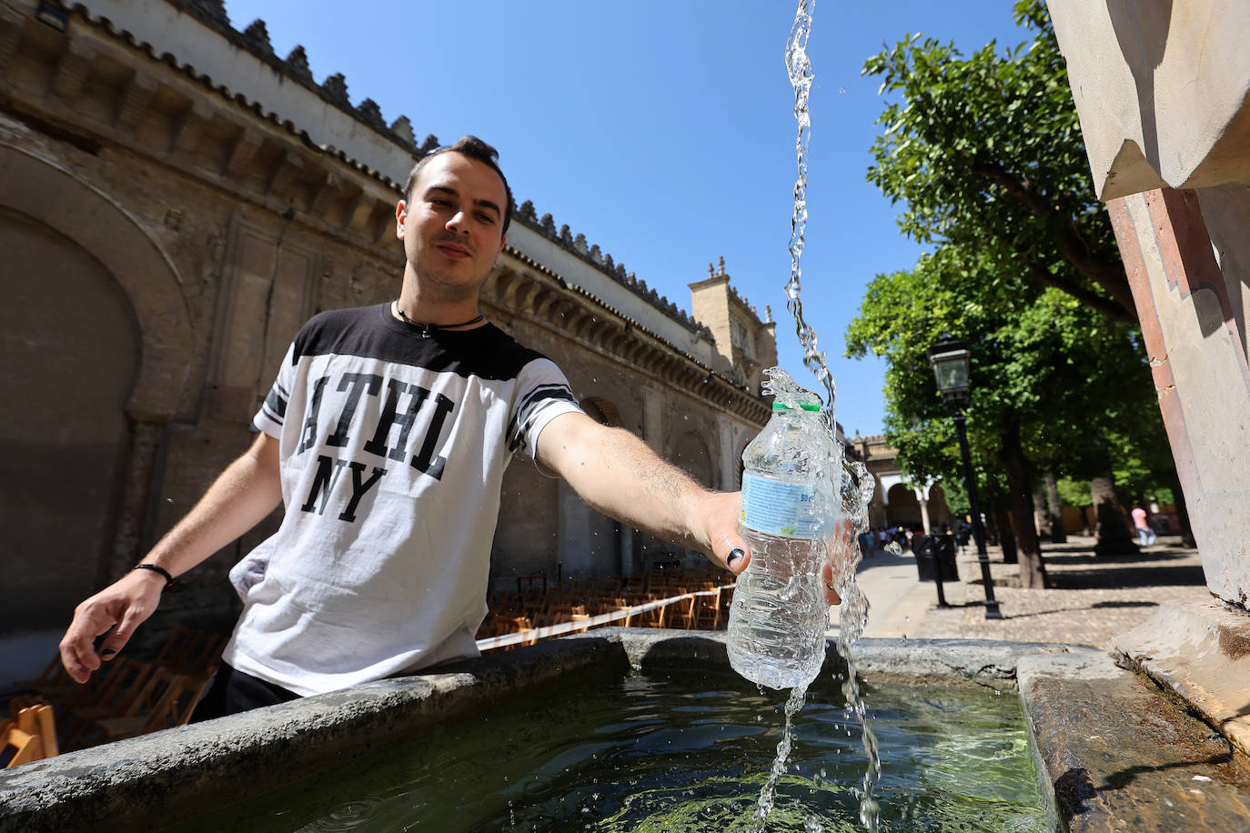 Fotos: El sofocante calor en Córdoba en el primer fin de semana de verano