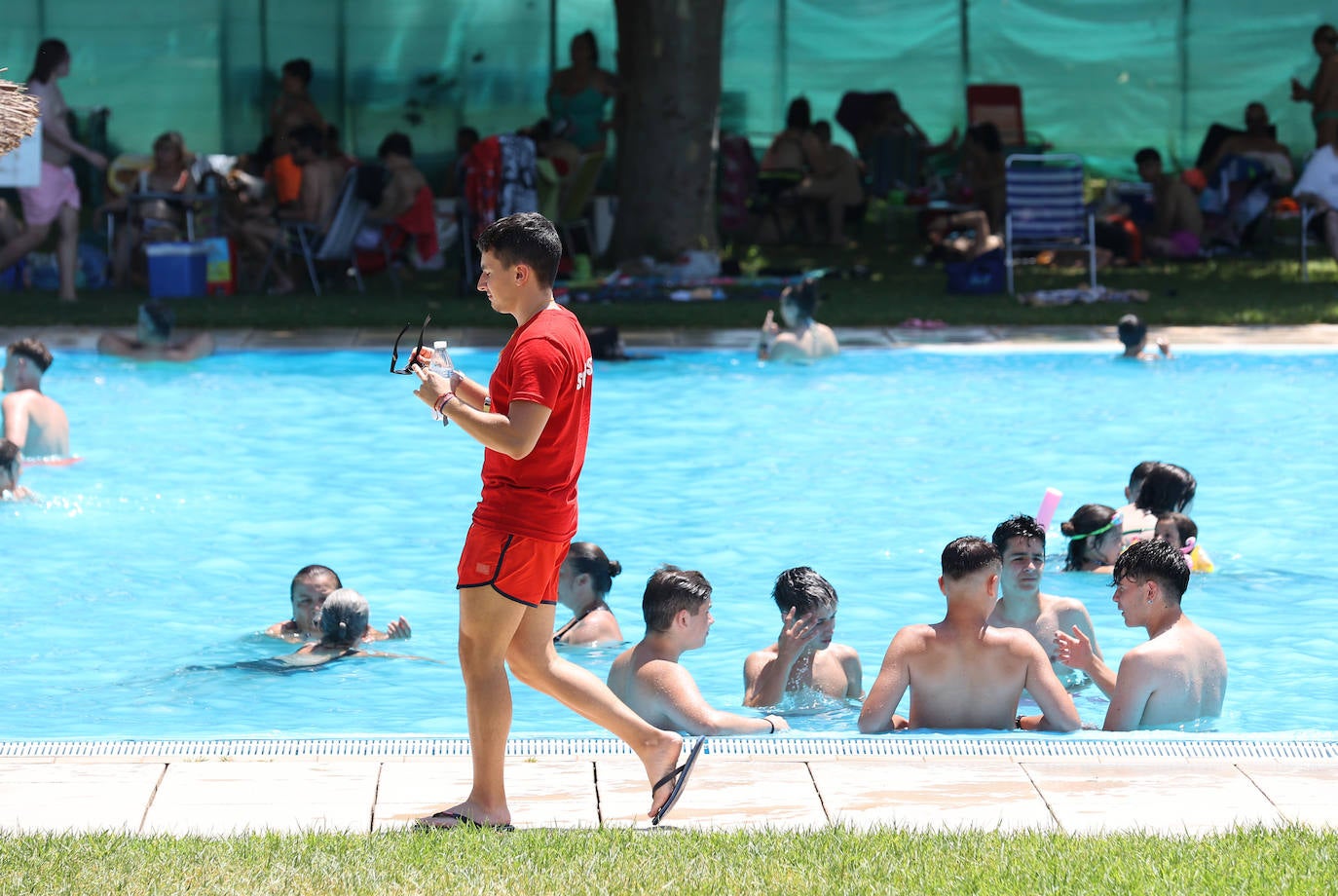 Fotos: El sofocante calor en Córdoba en el primer fin de semana de verano