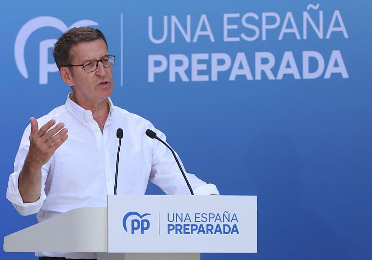 Alberto Núñez Feijóo, presidente del PP, esta mañana en Salamanca