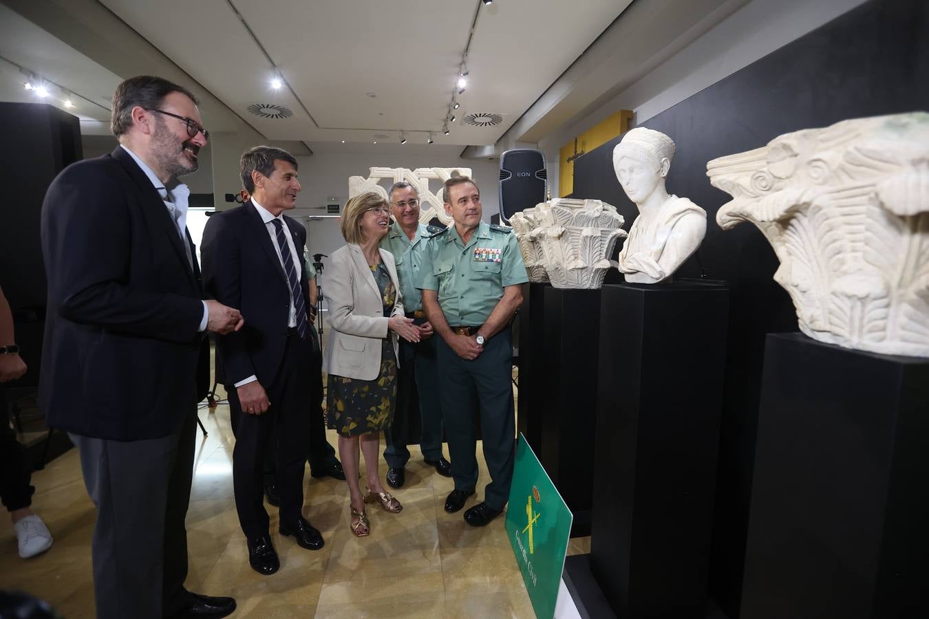 Fotos: Las decenas de piezas arqueológicas intervenidas por la Guardia Civil en Córdoba