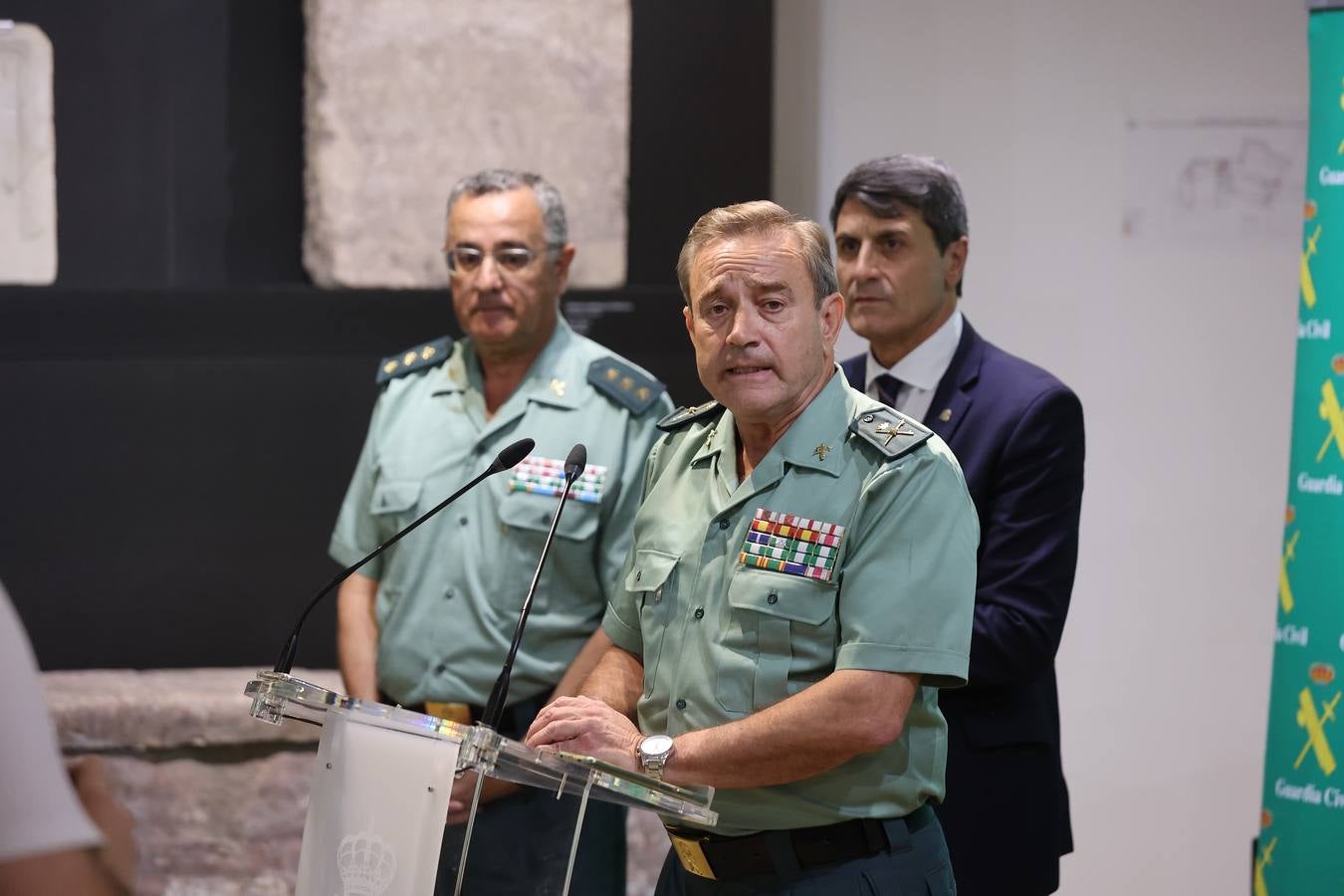 Fotos: Las decenas de piezas arqueológicas intervenidas por la Guardia Civil en Córdoba