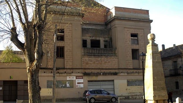 Edificio del Cine Capitol, en Sigüenza (Guadalajara)