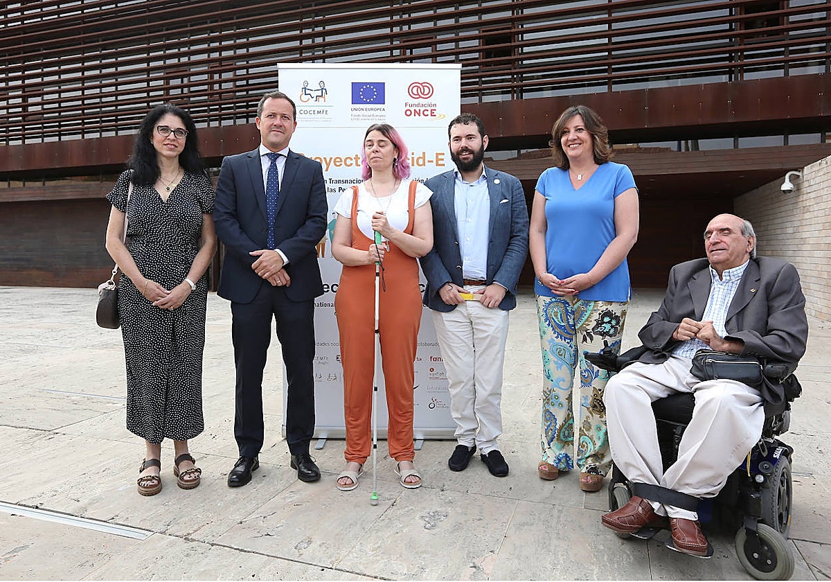 Daniel Aníbal, Enrique Alarcón, Virginia Cárcedo, Patricia Franco y Carlos Velázquez