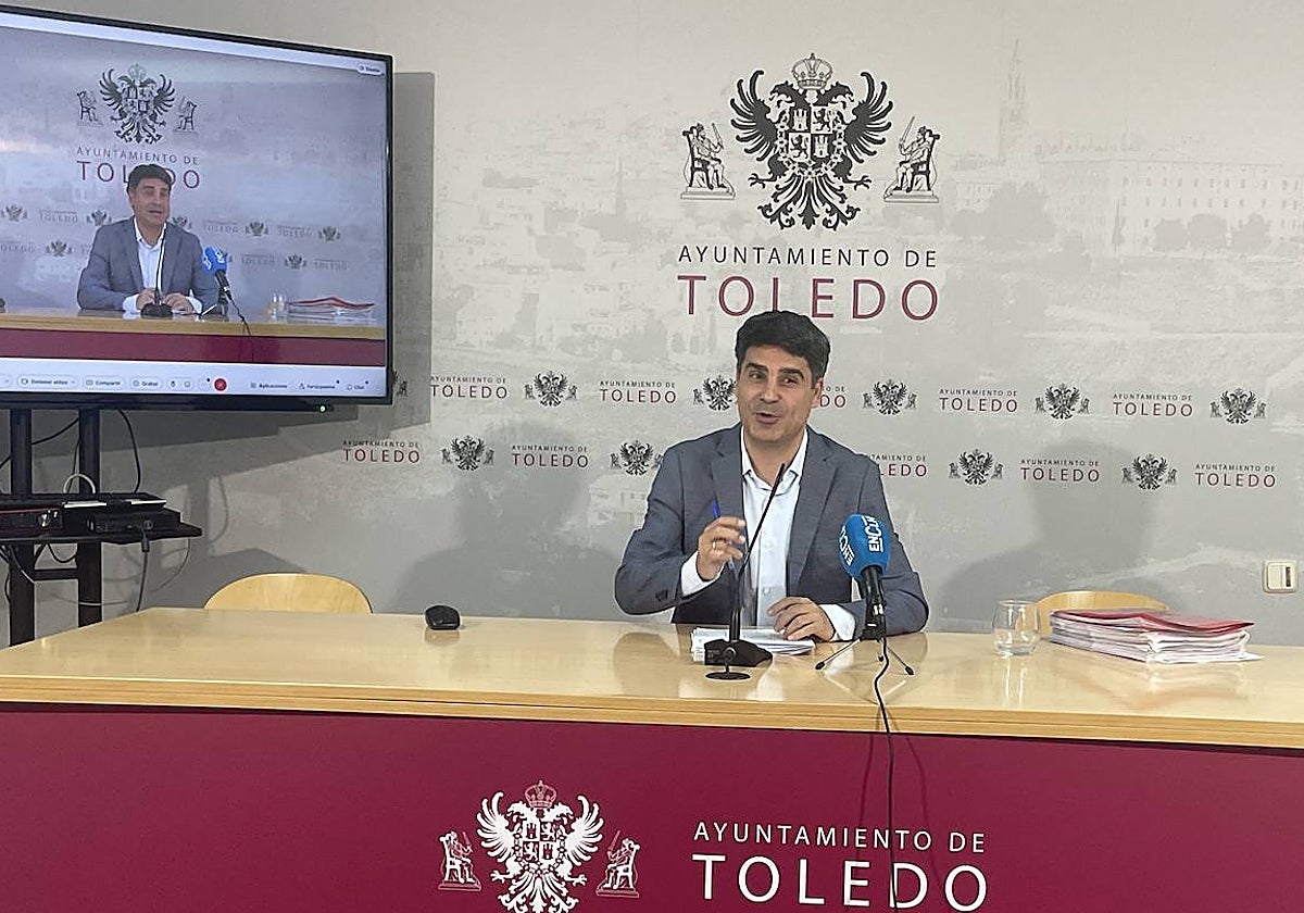 Juan José Alcalde, en su primera rueda de prensa como portavoz del equipo de gobierno
