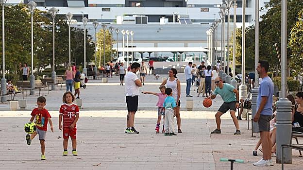 Imagen del bulevar de Nuevo Poniente