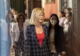 Gabriela Bravo no dimitirá como consellera hasta que ejerza como vicepresidenta de las Cortes Valencianas