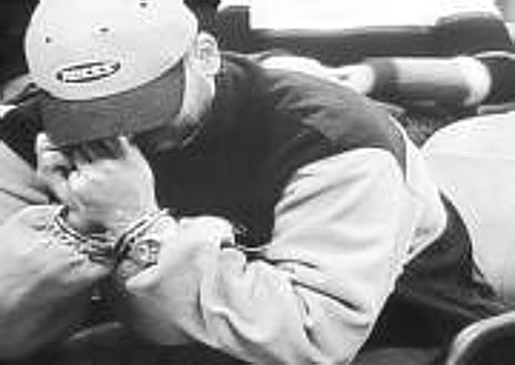 Imagen secundaria 1 - Alfredo Galán, ya detenido, tras entregarse en comisaría en julio. Debajo, durante el juicio en la Audiencia de Madrid que le condenó a 142 años de cárcel. A la derecha, el capitán Jesús Rubio, uno de los responsables de la investigación conjunta entre Policía Nacional y Guardia Civil