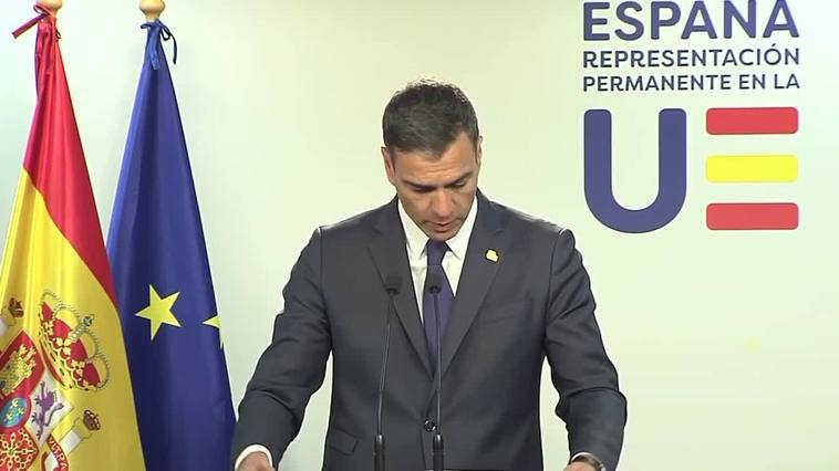 Sánchez critica en Bruselas los pactos entre PP y Vox antes de asumir la presidencia de la UE