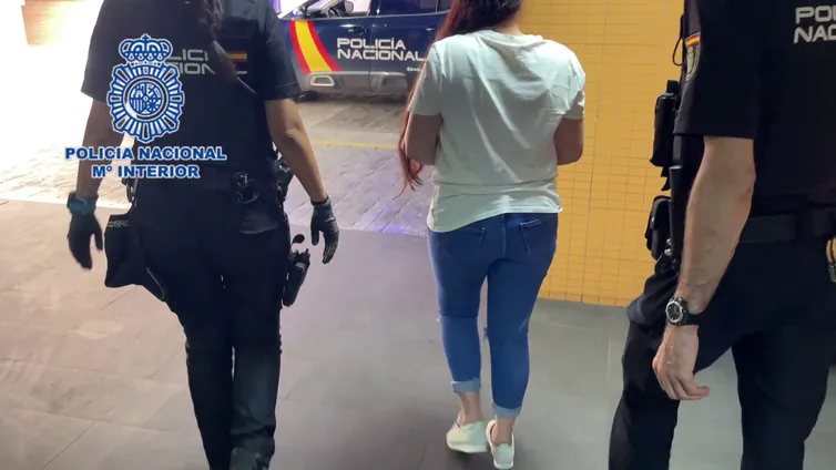 La fugitiva del 'abrazo amoroso': cae una ladrona buscada por 29 juzgados de toda España
