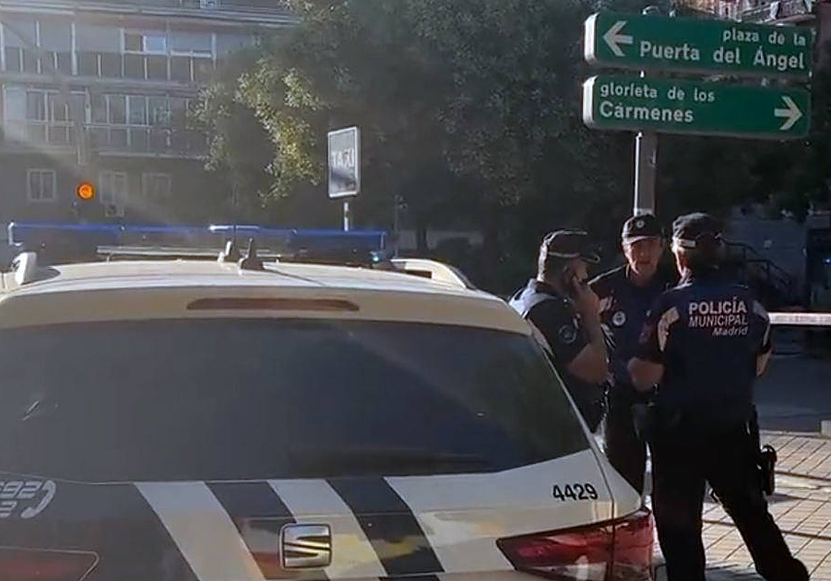 La Policía, en el lugar del suceso, esta mañana